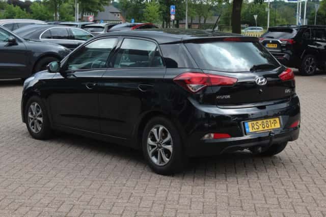 Hyundai i20 (2018) thumbnail 3