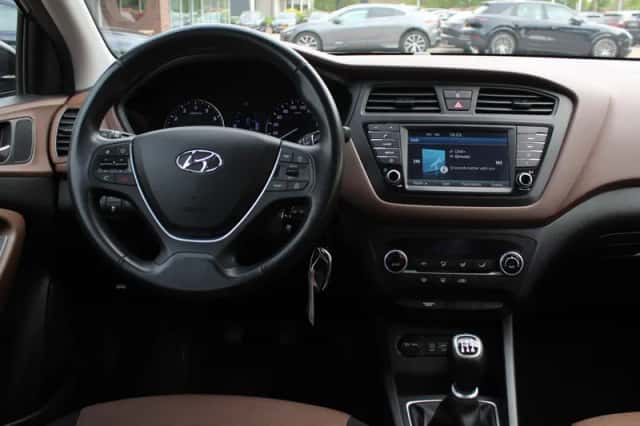 Hyundai i20 (2018) thumbnail 9