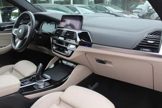 BMW X4 (2019) thumbnail 11