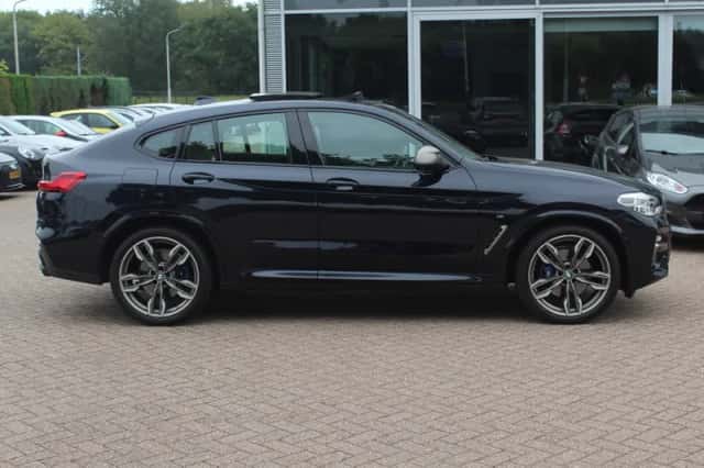 BMW X4 (2019) thumbnail 4