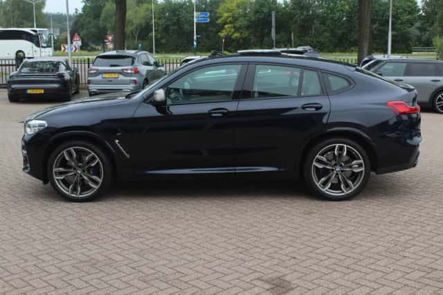 BMW X4 (2019) thumbnail 6