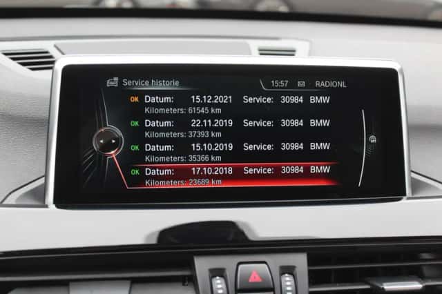 BMW X1 (2016) thumbnail 22