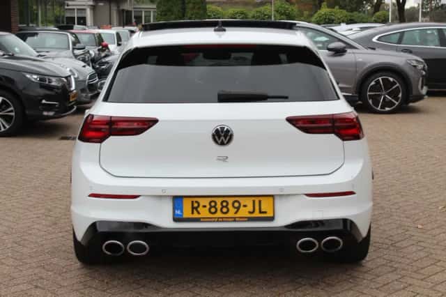 Volkswagen Golf (2022) thumbnail 15