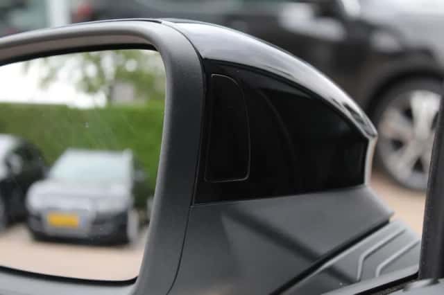 Volkswagen Golf (2022) thumbnail 32
