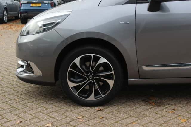 Renault Scénic (2016) thumbnail 14