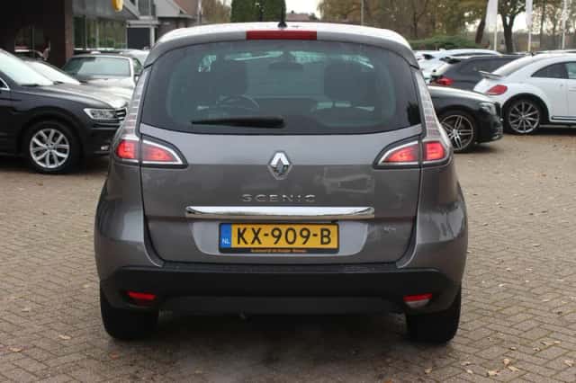 Renault Scénic (2016) thumbnail 15