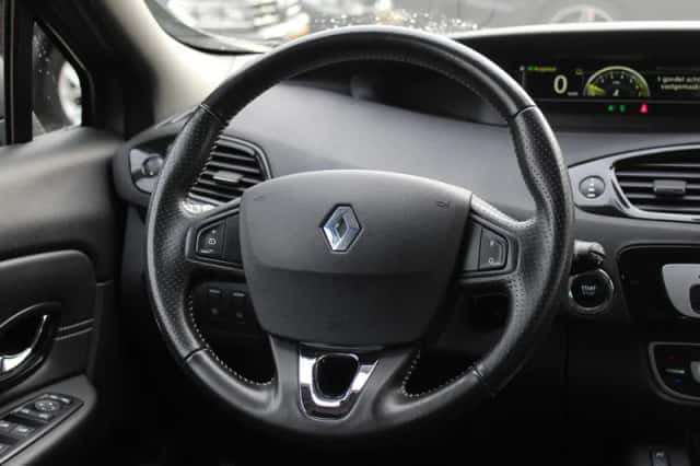 Renault Scénic (2016) thumbnail 17