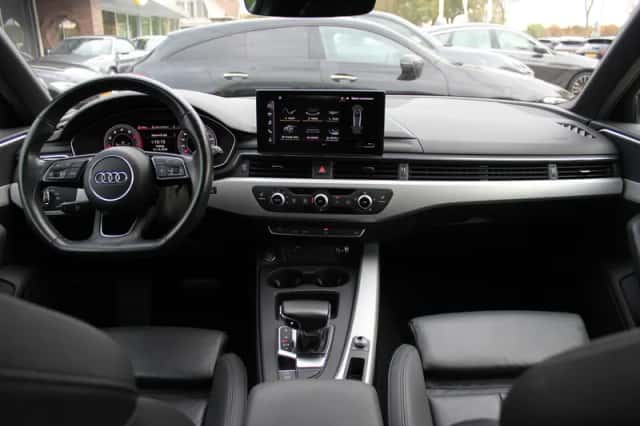 Audi A4 (2020) thumbnail 2