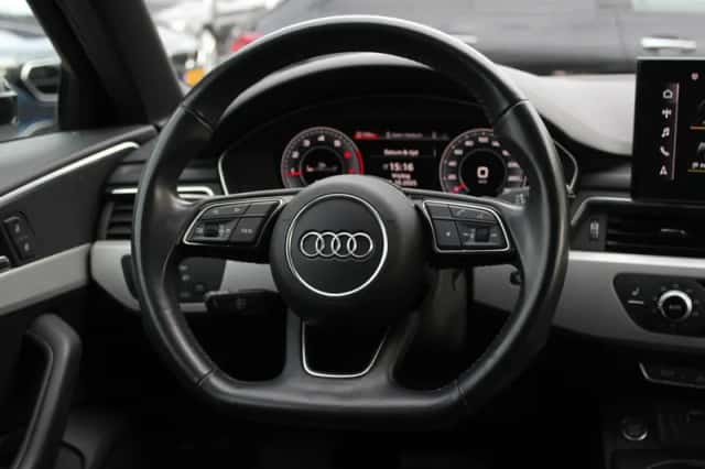 Audi A4 (2020) thumbnail 16
