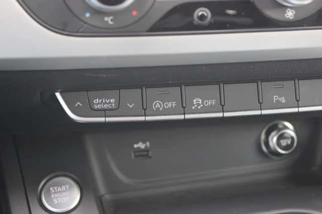 Audi A4 (2020) thumbnail 28