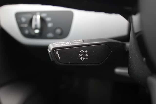 Audi A4 (2020) thumbnail 31