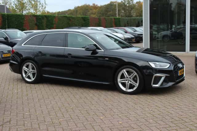 Audi A4 (2020) thumbnail 5