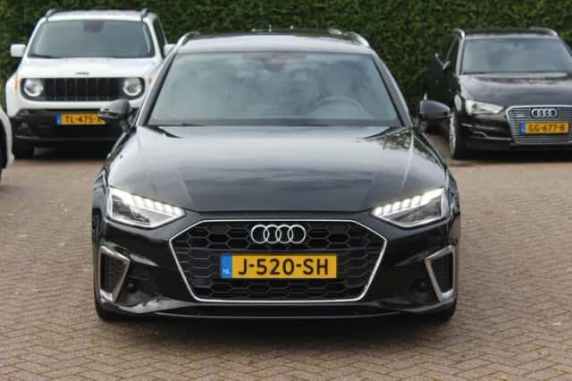 Audi A4 (2020) thumbnail 7