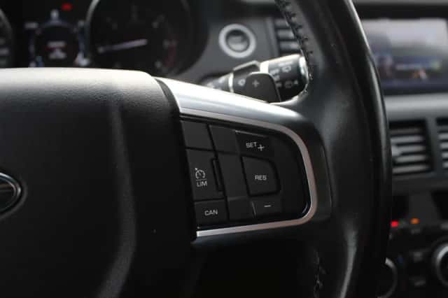 Land Rover Discovery Sport (2017) thumbnail 27