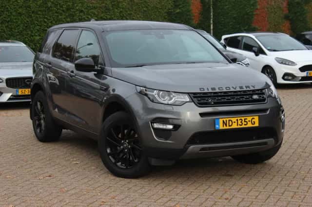Land Rover Discovery Sport (2017) thumbnail 31