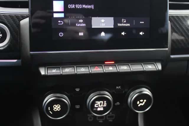 Renault Arkana (2021) thumbnail 26