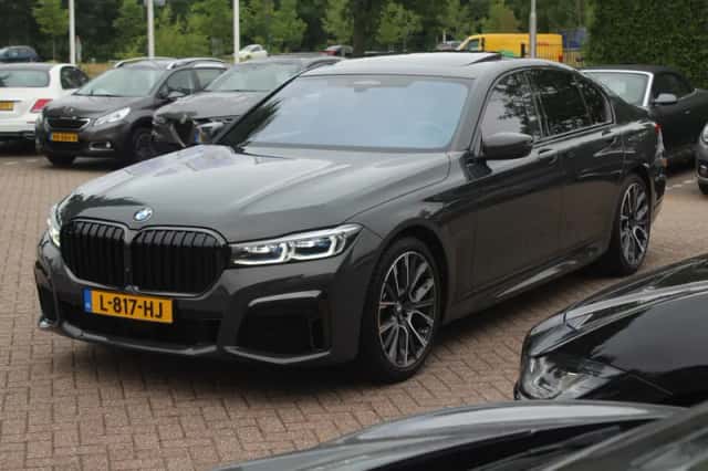 BMW 7-Serie (2019) thumbnail 6