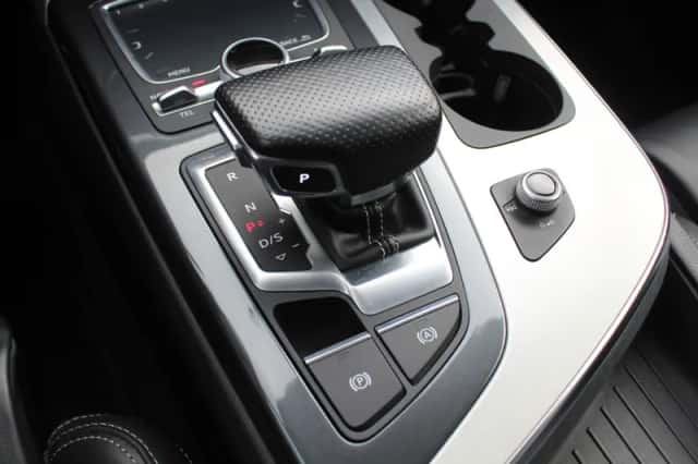 Audi Q7 (2016) thumbnail 28