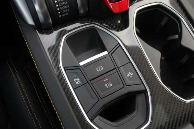 Lamborghini Urus (2020) thumbnail 34