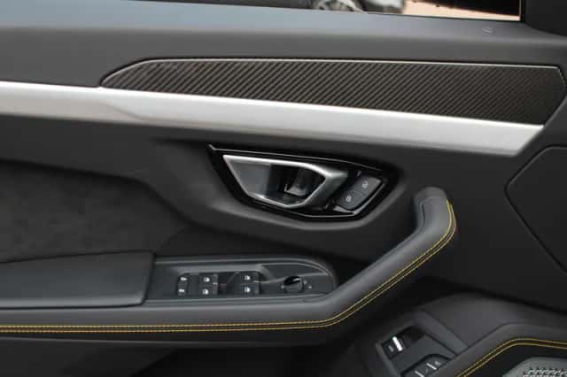 Lamborghini Urus (2020) thumbnail 44