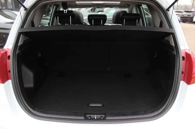 Kia Venga (2018) thumbnail 16