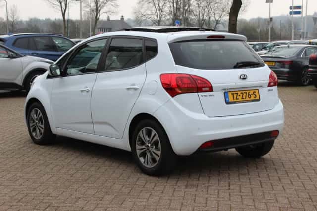 Kia Venga (2018) thumbnail 3