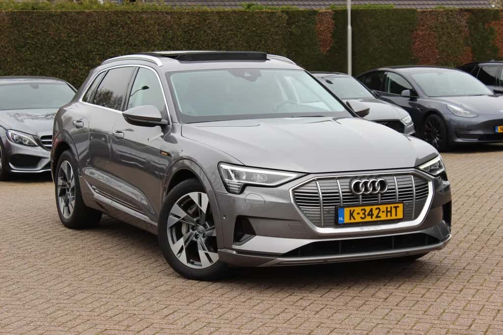 Audi e-tron (2020) — foto 1