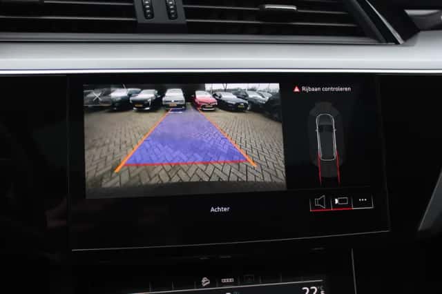 Audi e-tron (2020) thumbnail 21
