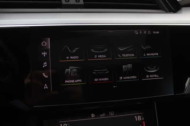 Audi e-tron (2020) thumbnail 22