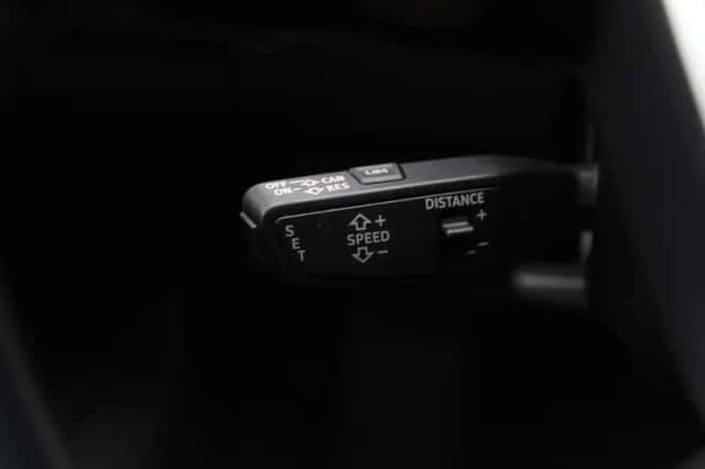 Audi e-tron (2020) thumbnail 30