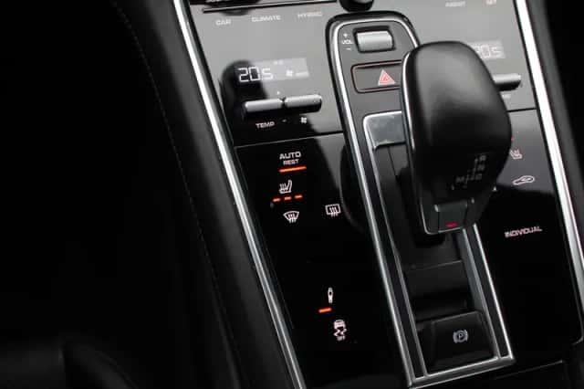 Porsche Panamera (2020) thumbnail 29