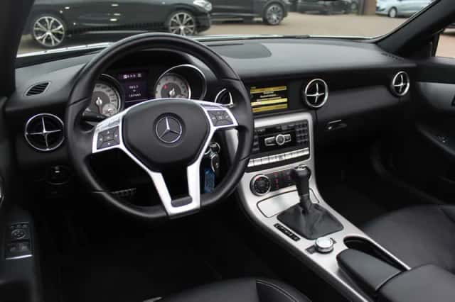 Mercedes-Benz SLK-Klasse (2012) thumbnail 2