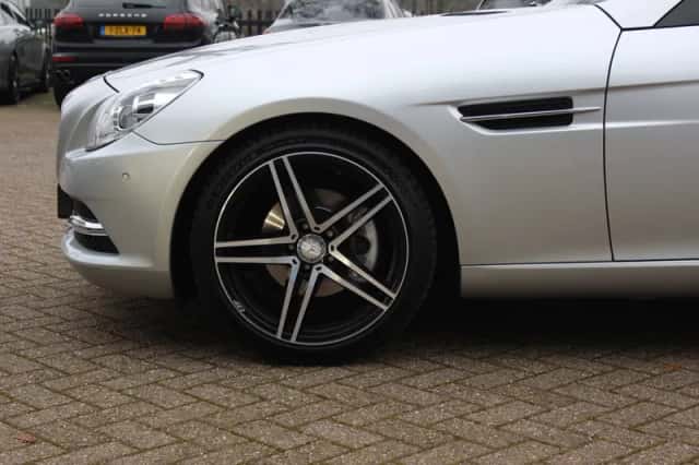 Mercedes-Benz SLK-Klasse (2012) thumbnail 11