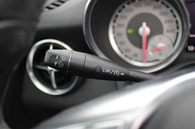Mercedes-Benz SLK-Klasse (2012) thumbnail 26