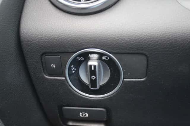 Mercedes-Benz SLK-Klasse (2012) thumbnail 27