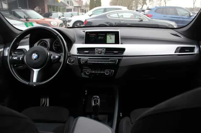 BMW X1 (2019) thumbnail 2
