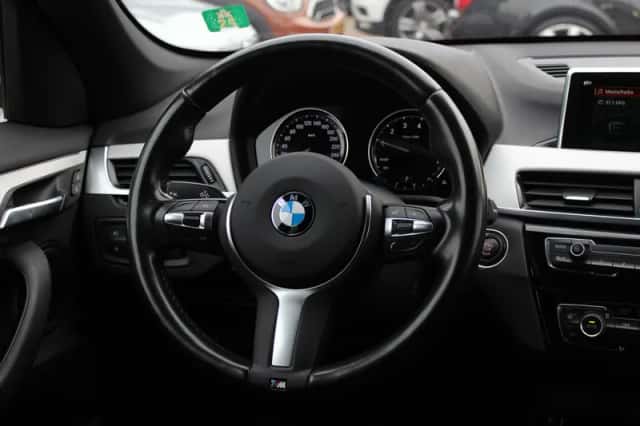 BMW X1 (2019) thumbnail 18