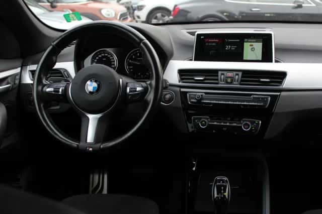 BMW X1 (2019) thumbnail 9