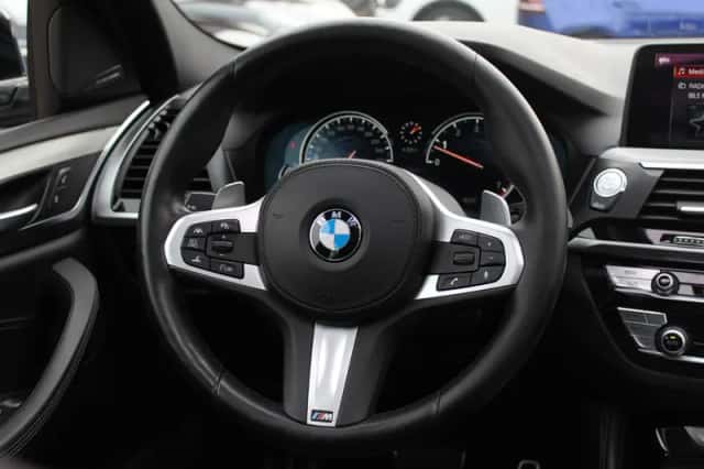 BMW X4 (2019) thumbnail 17