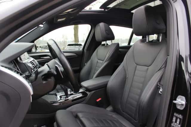 BMW X4 (2019) thumbnail 4