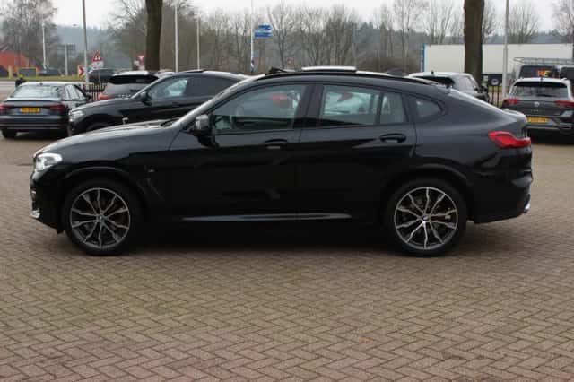 BMW X4 (2019) thumbnail 7