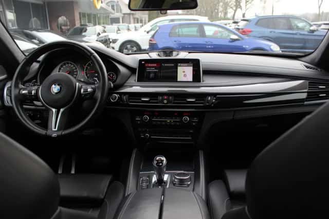 BMW X6 (2019) thumbnail 2