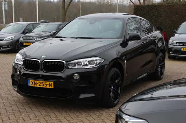 BMW X6 (2019) thumbnail 6