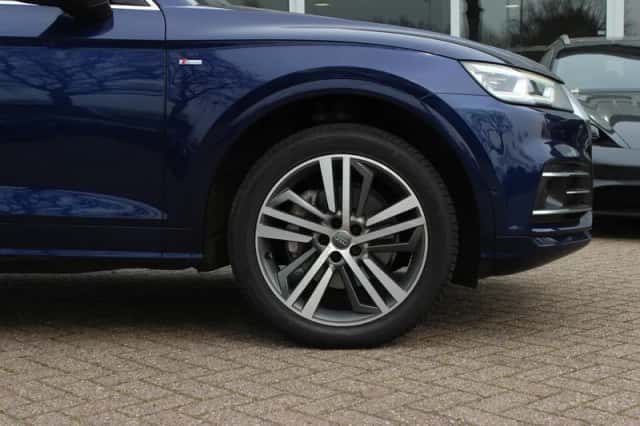 Audi Q5 (2017) thumbnail 14