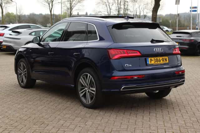 Audi Q5 (2017) thumbnail 3