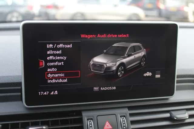 Audi Q5 (2017) thumbnail 22