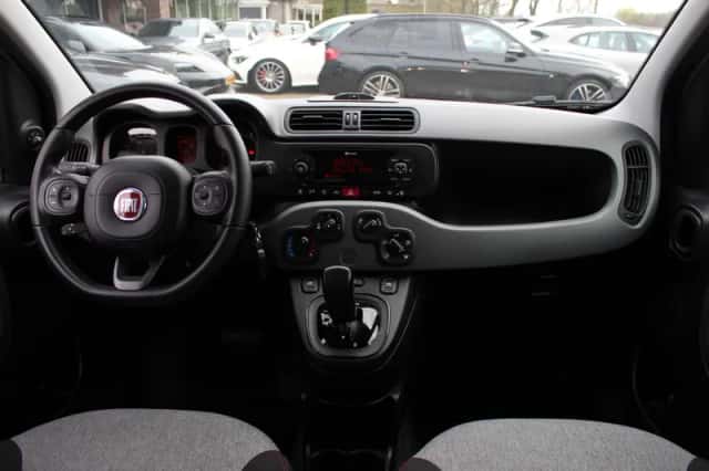 Fiat Panda (2019) thumbnail 2