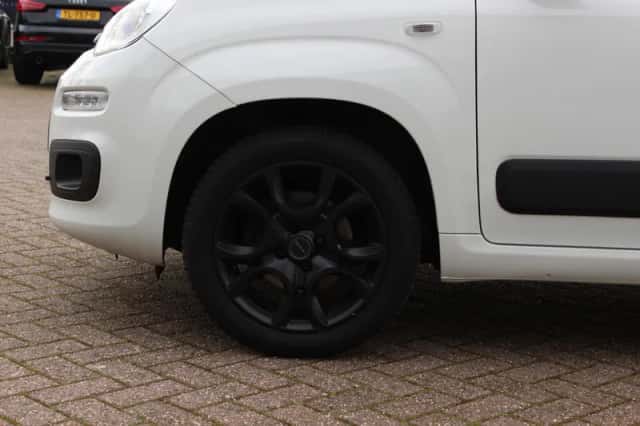 Fiat Panda (2019) thumbnail 14