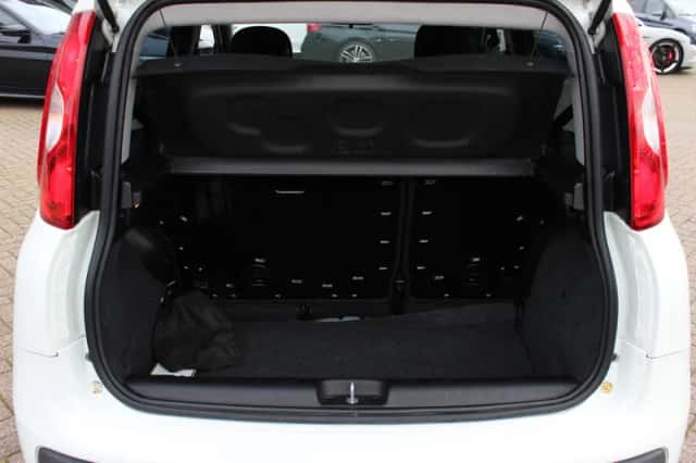 Fiat Panda (2019) thumbnail 16