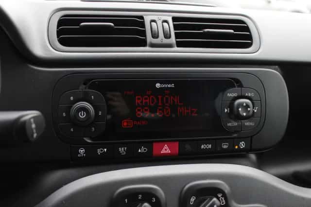 Fiat Panda (2019) thumbnail 21